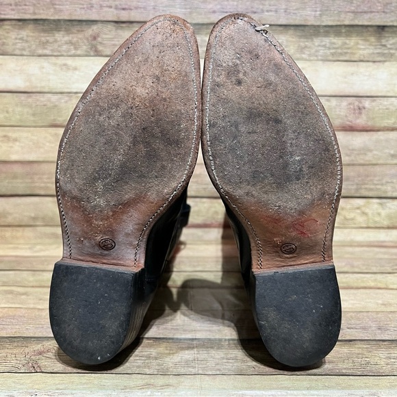 Frye Black Leather Pointed boots main image 11